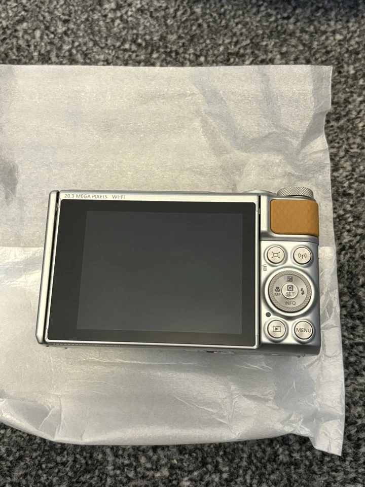 Silver Canon PowerShot SX740 HS 4K WiFi Camera Lite Edition | In Hand 📸 - Image 2 of 4