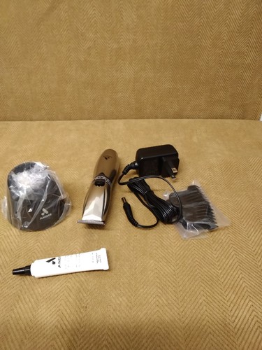 Andis Slimline Pro Schnur-/Akku-Barttrimmer D-8, T-Blade, CHROM, 32810(1) - Bild 3 von 5