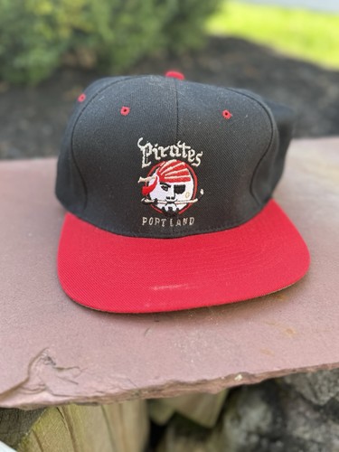 Vintage Portland Pirates AHL HOCKEY Minor League Red Logo SnapBack Hat Cap OSFM