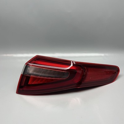 ALFA ROMEO STELVIO TAIL LIGHT RIGHT PASSENGER 2018 19 20 21 22 2023 OEM 20791999