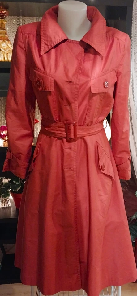 Vtg. Marshall Field & Company Pixie Fit n Flare Trench Coat. 2 Buttons Missing - Image 3 of 4