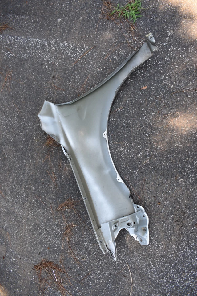 Toyota Camry 2008 guardabarros lado derecho de fábrica OEM camioneta local Foto 4 de 4