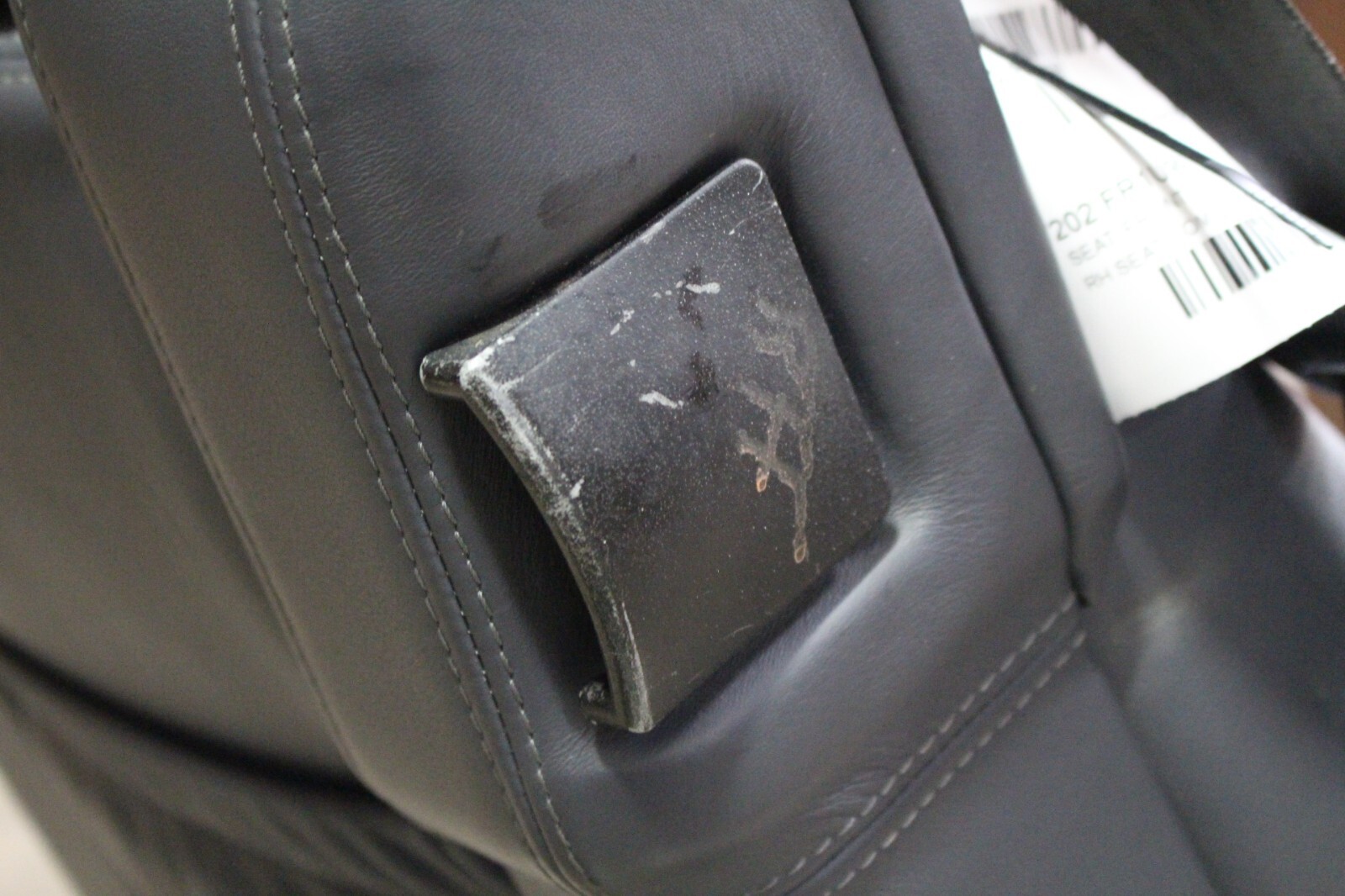 Ferrari 456, RH, Right, Front Seat, Power, Worn Leather, Used, P/N 658322
