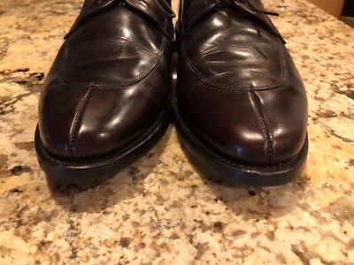 Allen Edmonds Men display picture 2