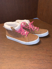 Old Navy Sherpa Suede Chestnut Boots - Kids Size 5