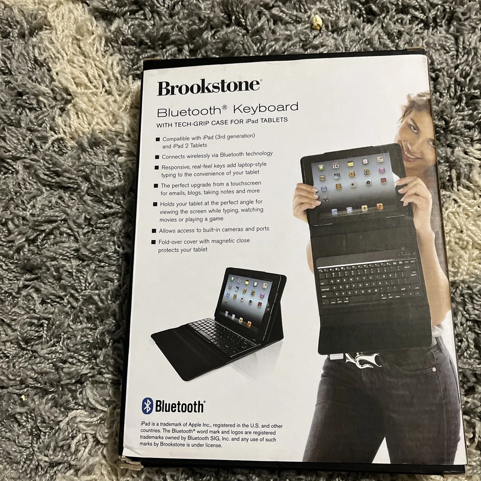 Brookstone Bluetooth Keyboard w/ Tech-Grip Case for iPad Tablets (2/3/4Gen), New - Image 2 of 2