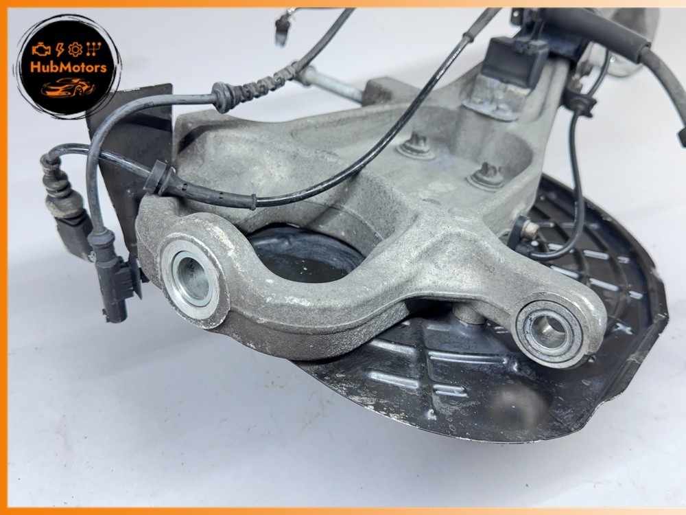 14-2 Maserati Quattroporte Front Right Passenger Side Spindle Knuckle Hub Oem