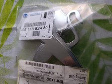 ORIGINAL Logo Emblem Embleme front PEUGEOT 308 13-/3008 14- 9678108480