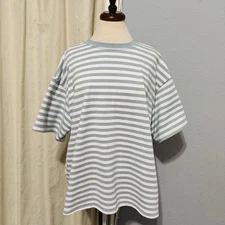 THINGS BETWEEN Striped Tee Green/White Size L Boxy Oversized Short Sleeves