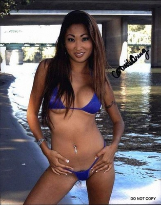 #ad Nicole Oring autographed Model RP 8x10 Photo RP1952 $12.95