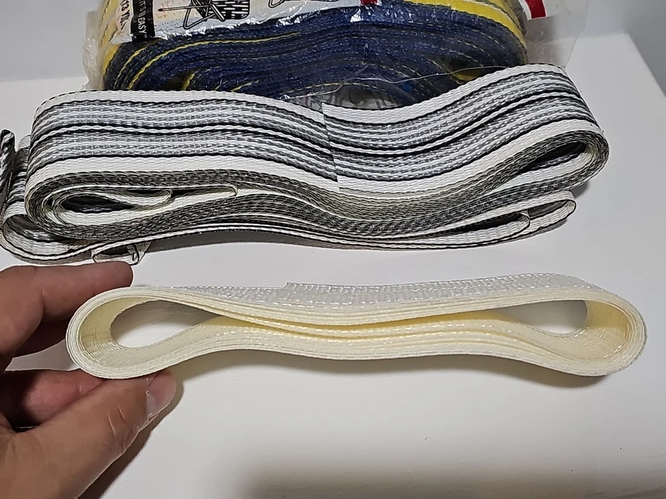 Lote de re-tejido de silla de césped vintage ver fotos. Foto 2 de 4