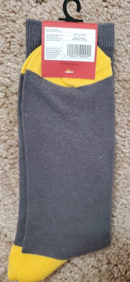 Mossimo Supply Co 2012 Banana Gray Yellow Crew Socks Mens Sz 8-12 New - Image 3 of 4