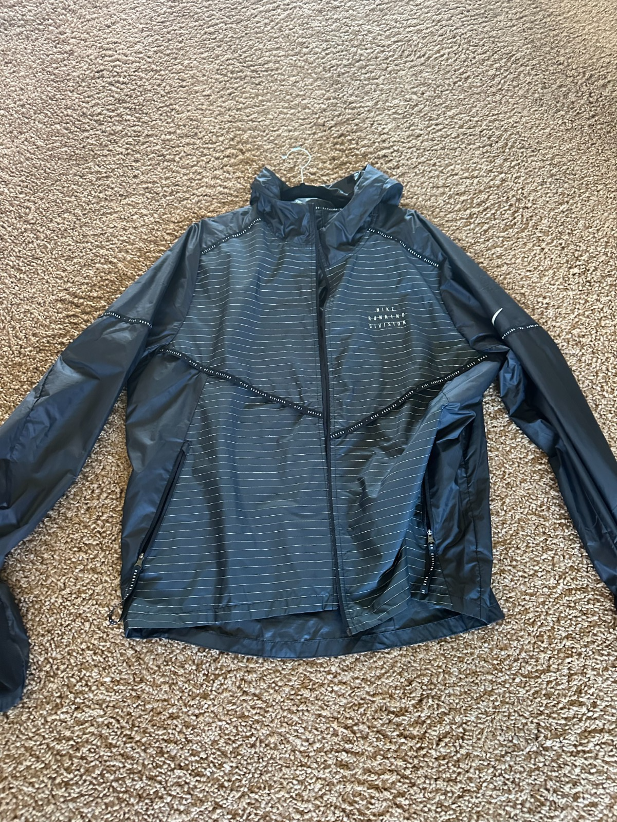 SACAI X NIKE Giacca da corsa XLARGE Nike Storm Fit Run Division Flash nera DD6043 010
