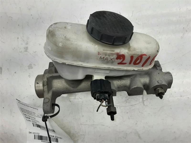 Cilindro maestro de freno ABS 01-11 Ford Crown Victoria 6W1Z2140AA Foto 3 de 4