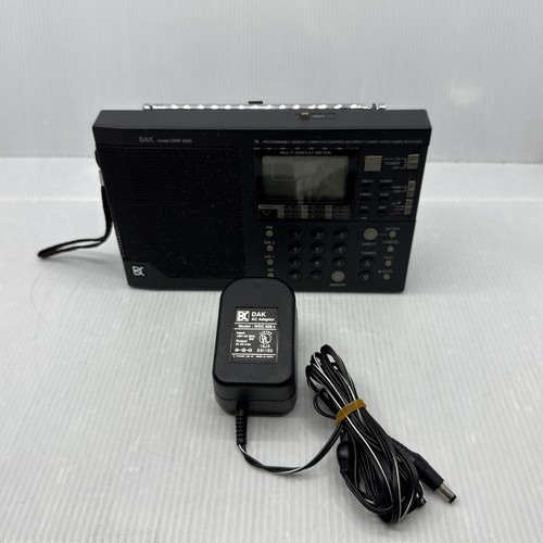 DAK Model DMR-3000 Am/Fm/Shortwave Radio TESTED WORKS With Original Power Adpter