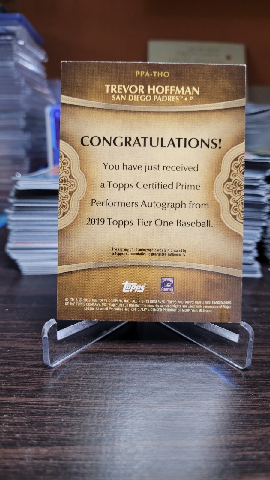 2019 Topps Tier One Trevor Hoffman Prime Performers 1/1 Gold Ink On-Card Auto view 2