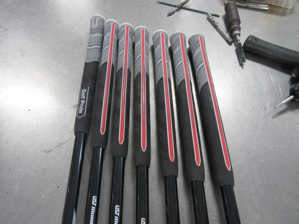 Callaway Apex DCB Iron Set 5 - AW UST Recoil Dart 65 Regular Flex +1/4" RH - Image 4 of 4