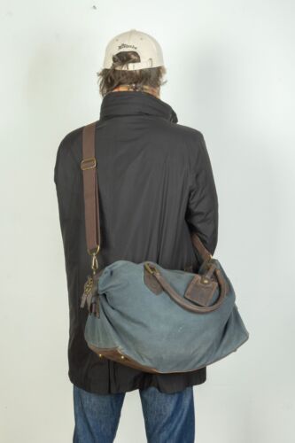 -Barbour Wax Navy Blue Travel Handbag Shoulder Bag - Picture 2 of 11