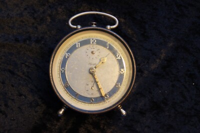Kienzle mechanischer Wecker funktionstüchtig blau Zeit