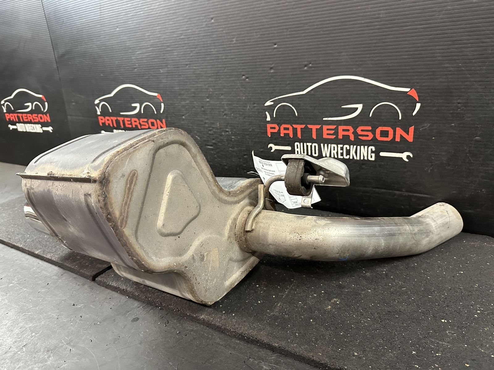 17-22 MASERATI QUATTROPORT 3.0 REAR DRIVER EXHAUST MUFFLER TAIL PIPE 670160278