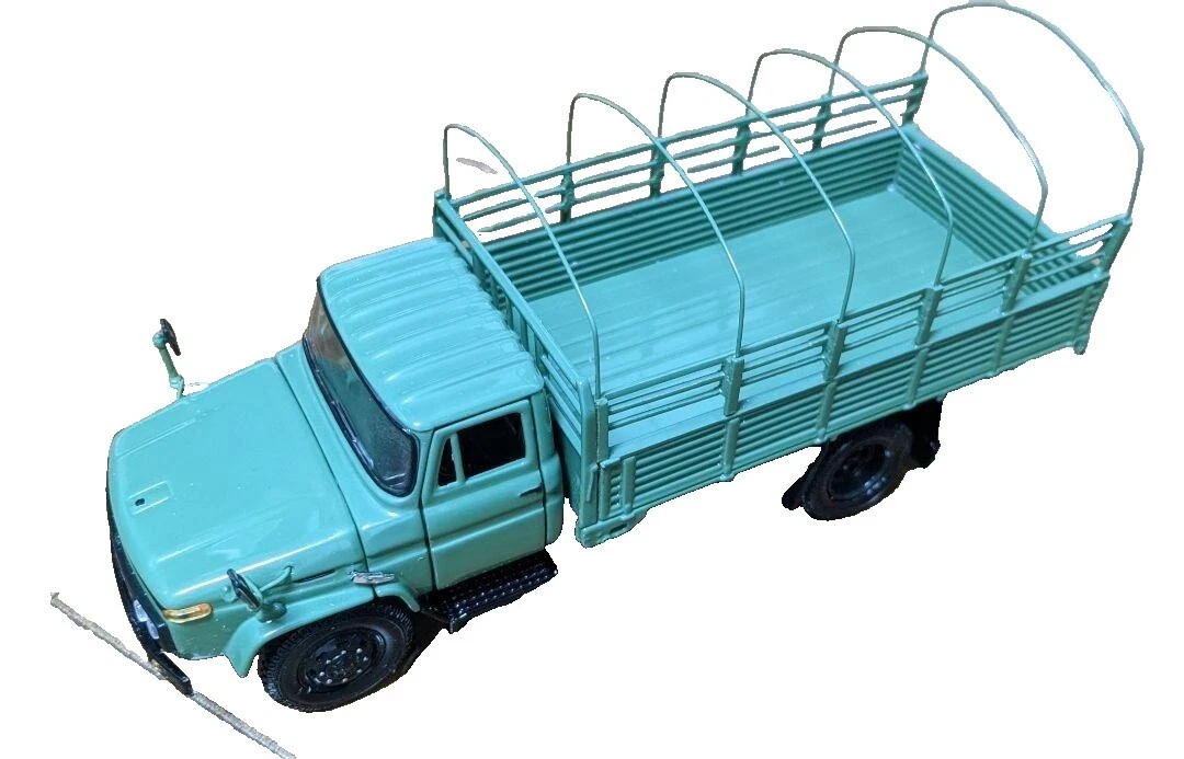 CMC 1:43 vehículos diecast y de juguete