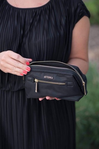 doterra black oil case ?convention 2018, SWAG ⚜️perfect gift ?LATEST US ONLY doterra black oil case ?convention 2018, SWAG ⚜️perfect gift ?LATEST US ONLY