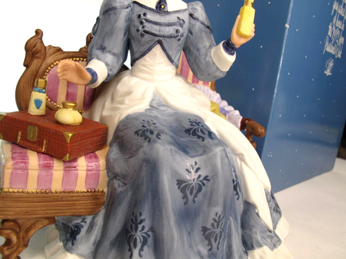 1992 Vintage Mrs. ALBEE Award President's Club Full Size Figurine Orig Box VTG - Picture 4 of 9
