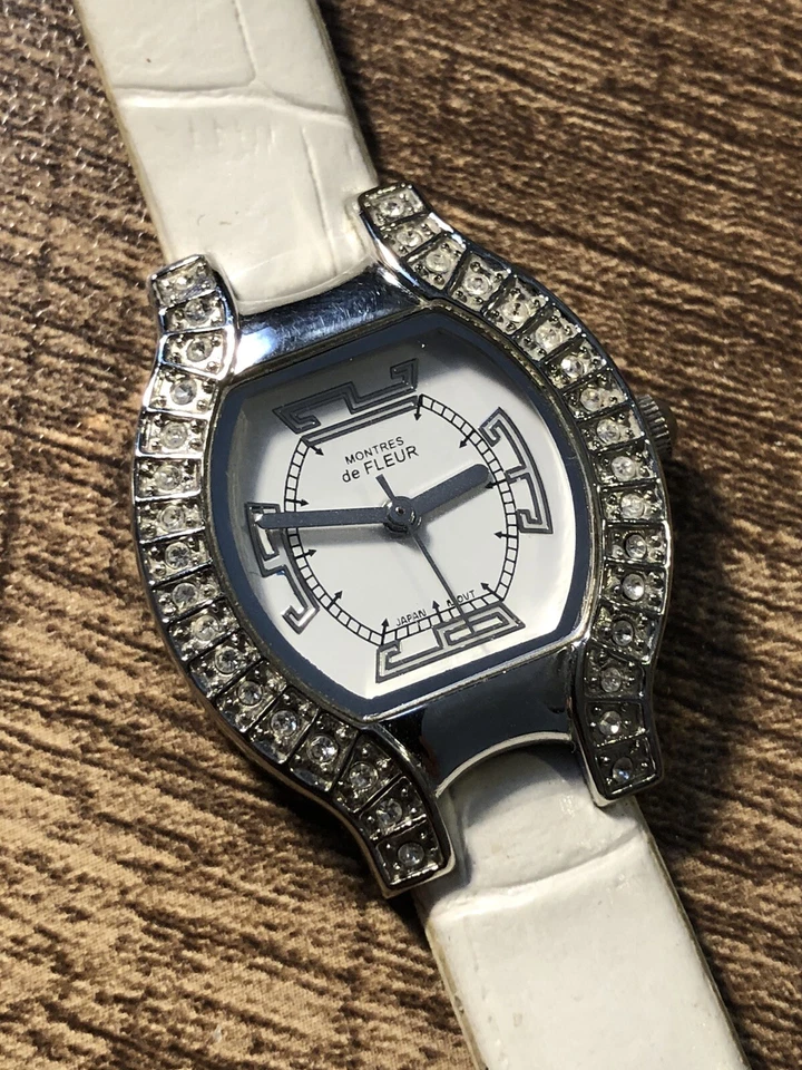 Reloj Pulsera Mujer Montres de FLEUR Bisel Gemado Batería Nueva Foto 3 de 4