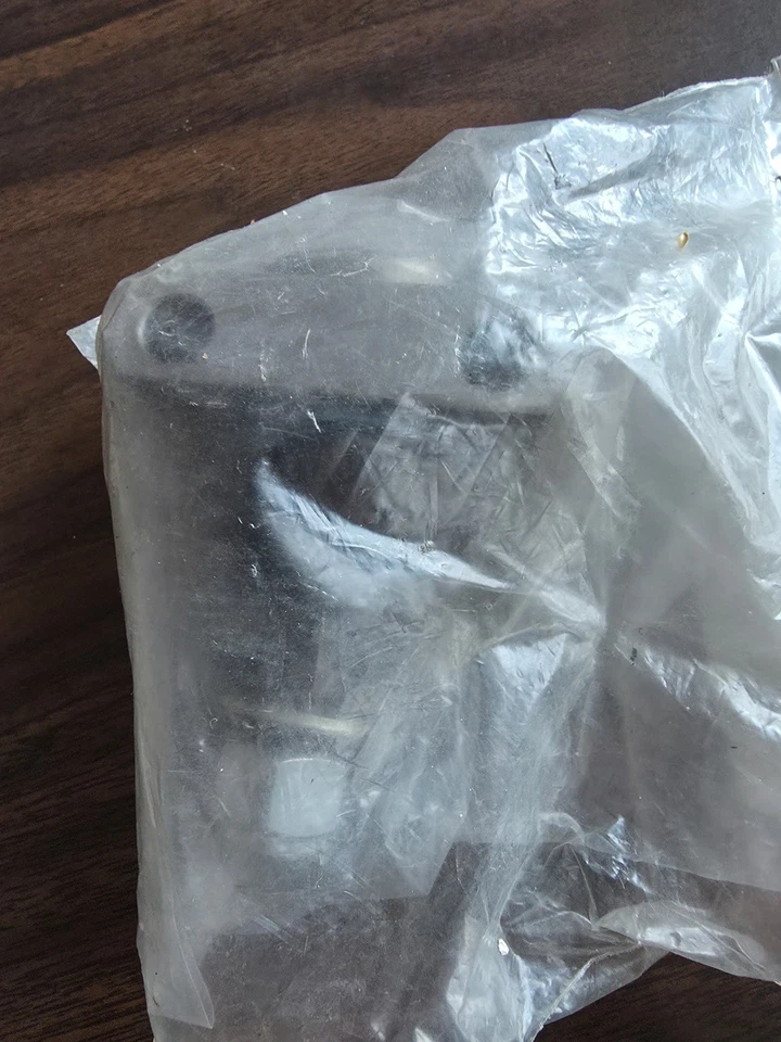 Upper Ball Joint for TRIUMPH TR4A TR250 TR6 Foto 3 de 4