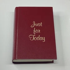 Just for Today Daily Meditations for Recovering Addicts 1992 WSO Inc Red Edition