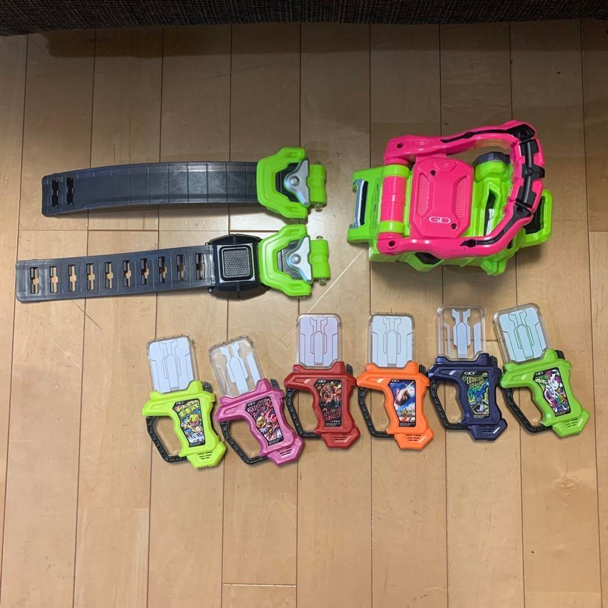 Kamen Rider Ex-Aid Gamer Driver & Gashats Set - DX Belt DX Game