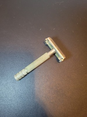 Antique Shaver Gillette Super Speed Double Safety Razor
