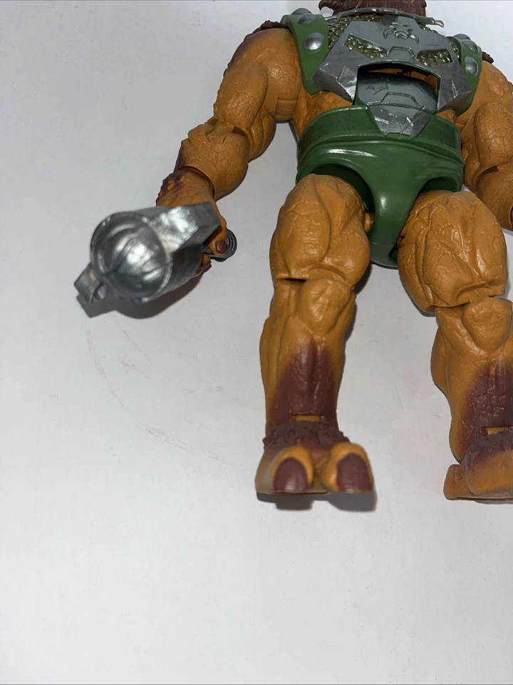 Figura escala de lujo de las leyendas de Marvel de Ulik el rey troll Thor Hasbro Foto 4 de 4