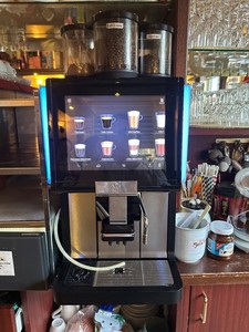 WMF 1500 S+ Kaffeevollautomat Easy Milk | 2x Bohnen + Kakao | BJ 2020 | Gastro