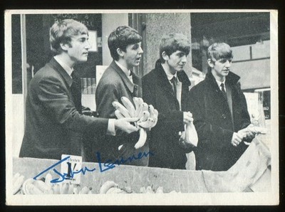 1964 Topps The Beatles (Black & White) #5 John Lennon / Paul / George / Ringo