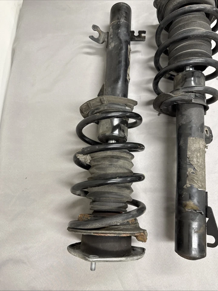 Par de amortiguadores delanteros Mini Cooper Paceman S 2013-2016 izquierda derecha fabricante de equipos originales sin deporte Foto 2 de 4