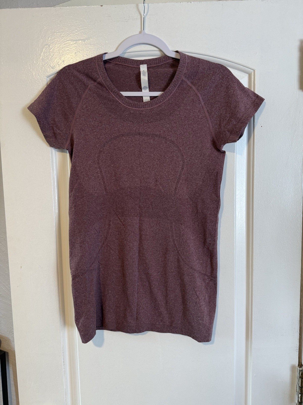 Lululemon burgundy swiftly tech short sleeve top Size 8