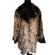 Vintage 1960s Leopard Print Velvet Coat with Faux Fur Trim