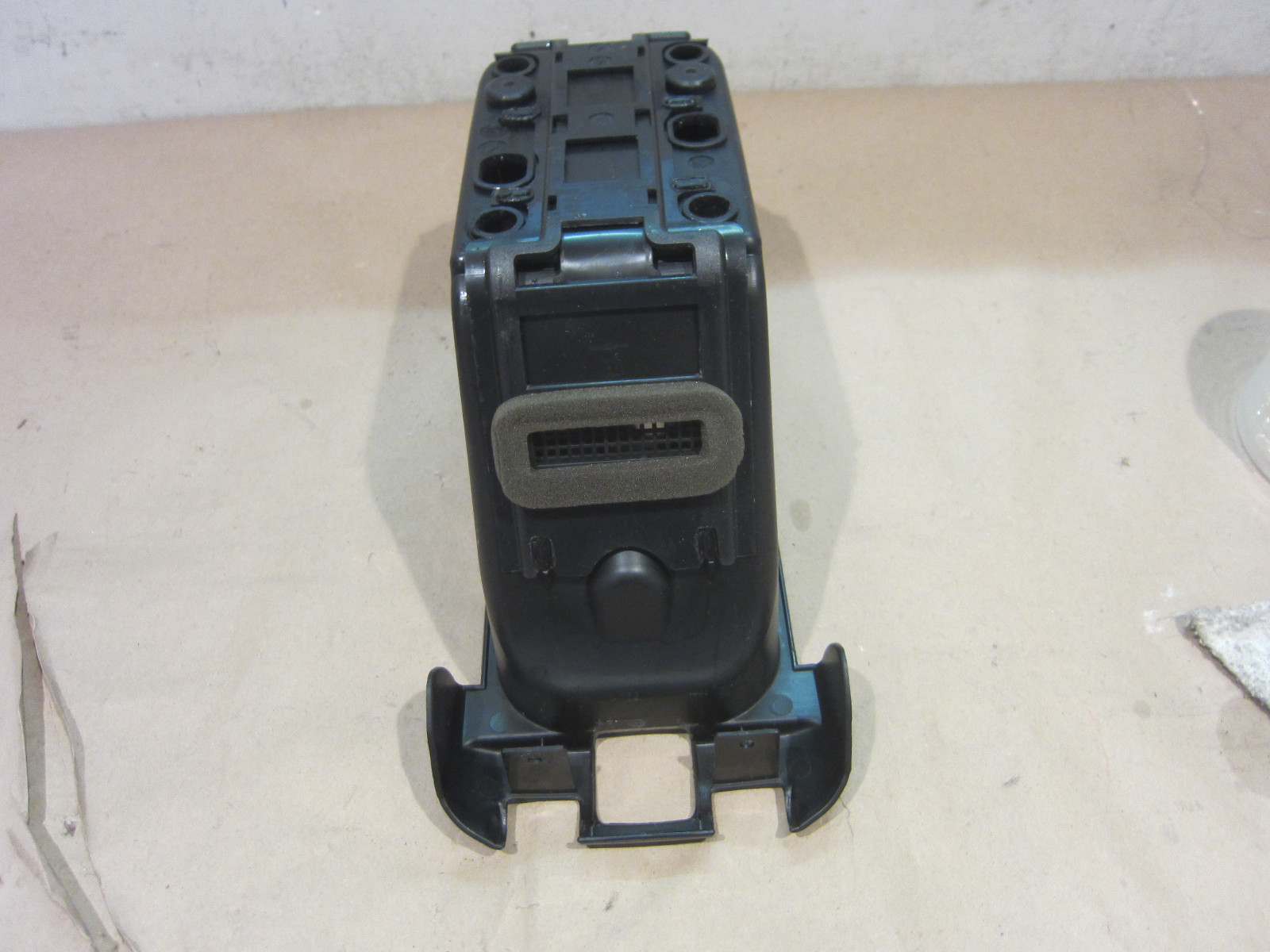 Maserati Quattroporte Center Console Tunnel Box - P/N  981383300