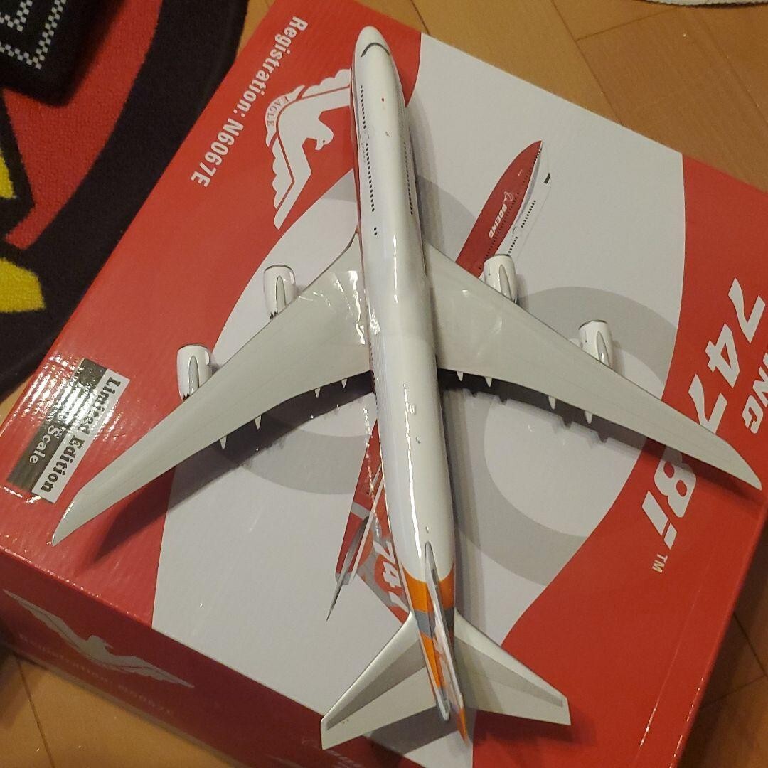 新品　ボーイング Intercontinental747-8 1/200 モデル Exclusive Boeing 747-8 Intercontinental 1:200 Airplane Model