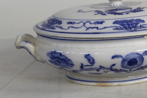Antiguo plato cubierto de puré con tapa Villeroy & Boch Dresden #2 azul y blanco ovalado - Imagen 2 de 17