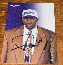 TONY DELK 1996-97 SKYBOX AUTOGRAPHICS ROOKIE ON-CARD AUTOGRAPH AUTO RC UK