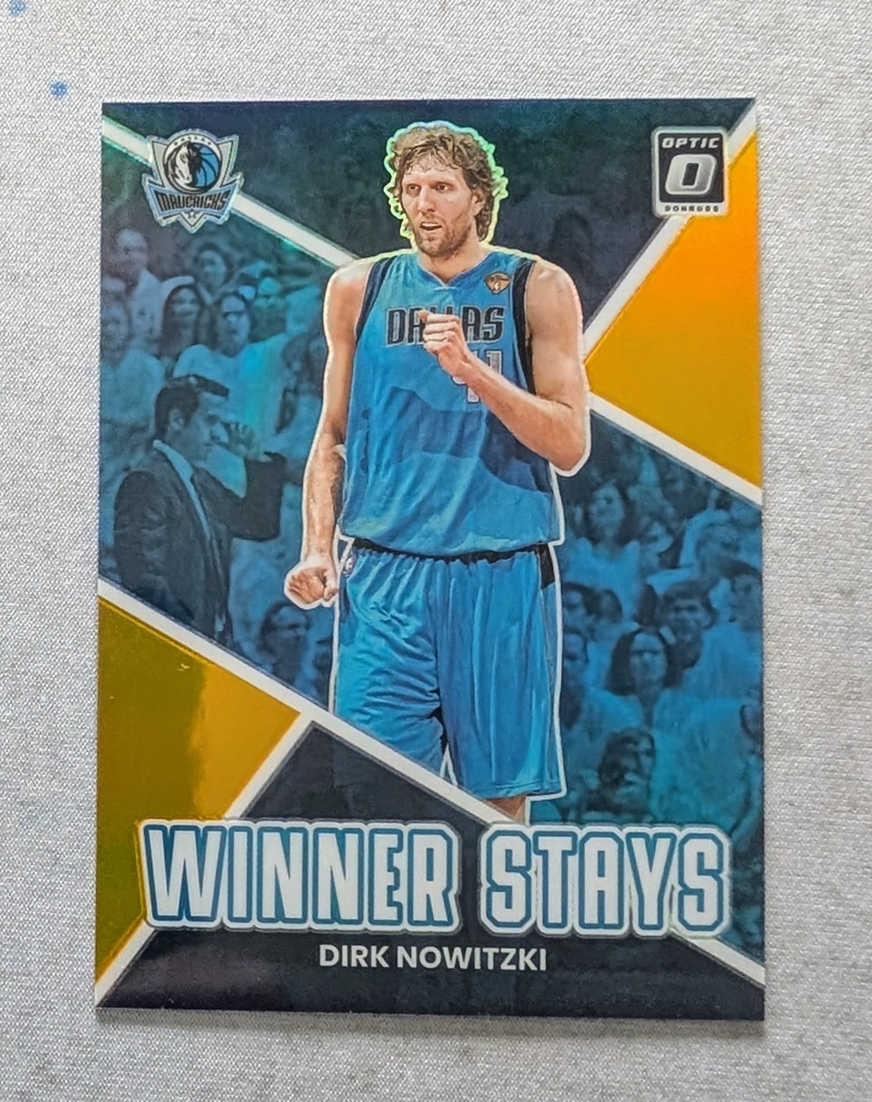 DIRK NOWITZKI 2022-23 Donruss Optic Winner Stays Gold SP #01/10 🔥🔥