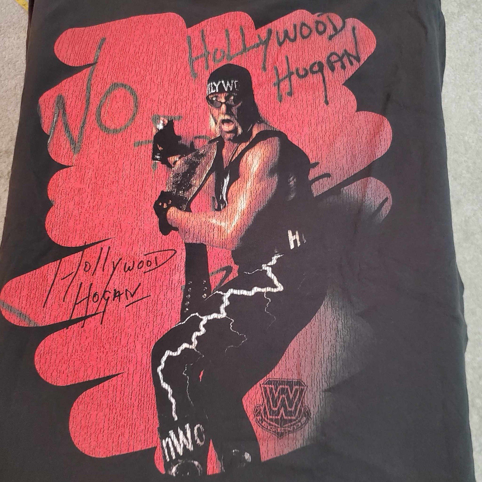 Wwe T Shirt Vintage 2000s WWE Hulk Hogan Hulkamanian T-Shirt