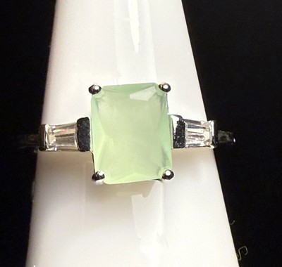 Bomb Party RETRO Ring Modern Elegance Light Green CZ Rhodium Sz 7  NWOT