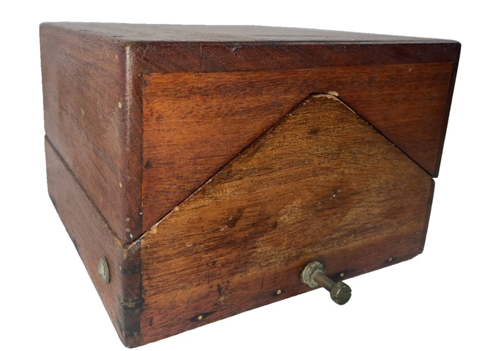 Antique Lionel Corp NY US Navy Ships 4" Boat Mark Compass in Handmade Wood Box - Image 2 of 4