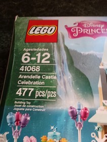 LEGO Disney: Arendelle Castle Celebration (41068)