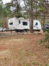 Used 2011 Coachmen Freedom Express 246RKS Travel Trailer *handyman special*