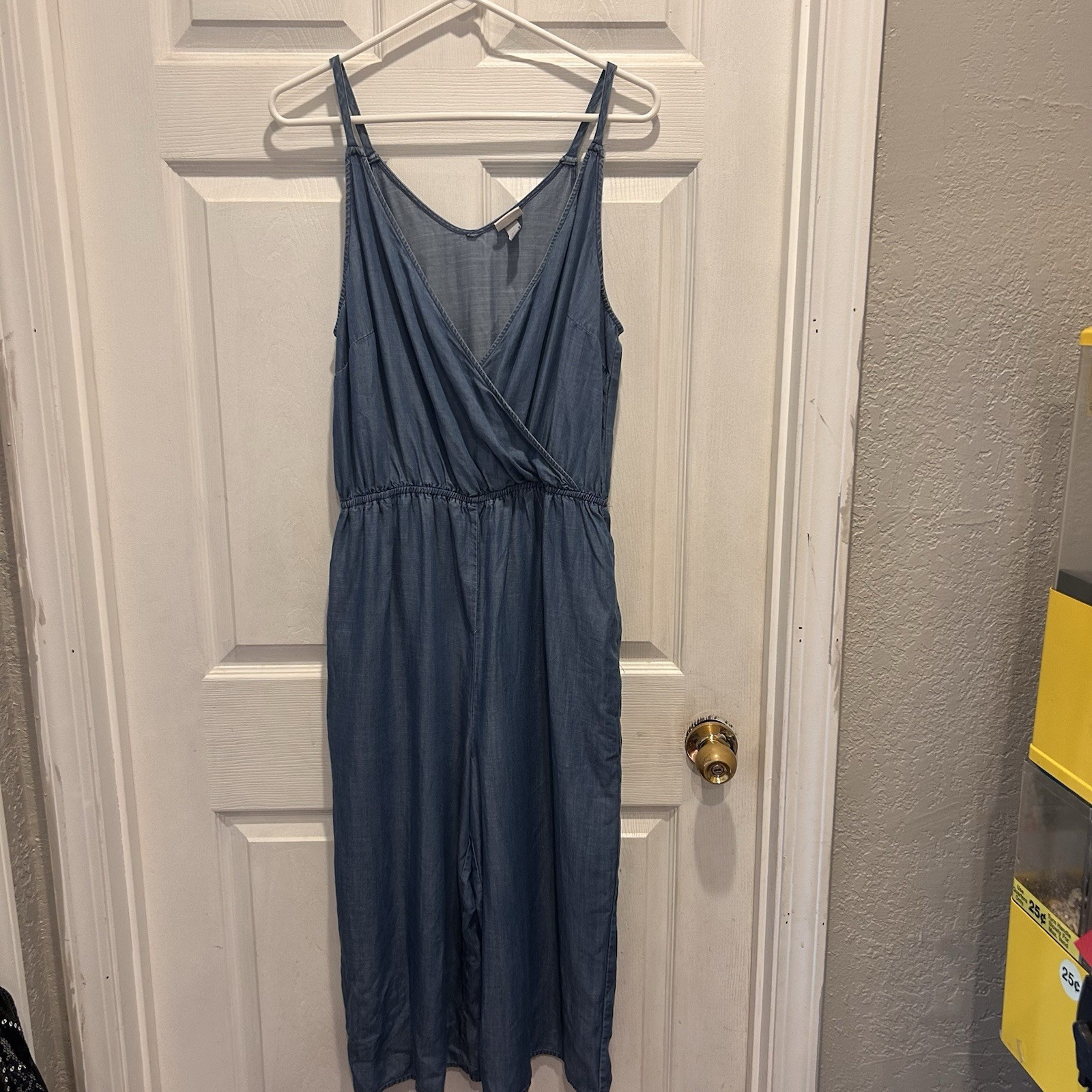 Picture 2 of 6