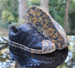 adidas tortoise shell